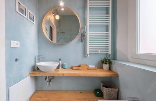 Scandellara Apartment | Elegance and Comfort in the Heart of Bologna