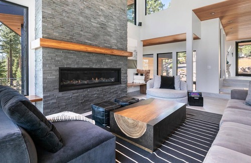 Ponderosa Palisades House | Elegance at Schaffer's Mill - Luxury Residence- Private Hot Tub - Pets Considered