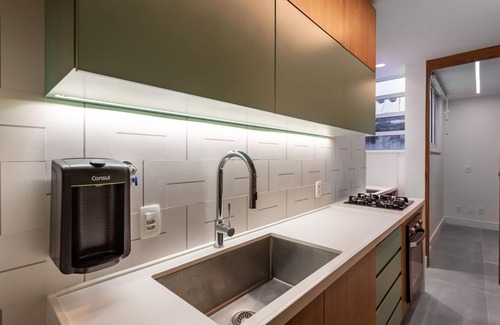 Ipanema Apartment | Elegance in Ipanema Ideal for Families R201 Z1