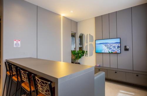 Ze Amandio Apartment | Elegance - Piscina Aquecida - Apartamento para 4 pessoas em Bombinhas