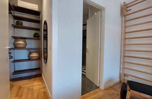 Roman Ghetto Apartment | Elegance, Wine & View