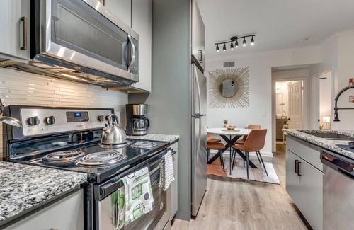 McNeil Apartment | Elegant 1 Bedroom with resort style pool near The Domain