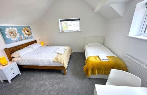 Headington House | Elegant 2-Bed in Central Headington-Modern New Built Retreat- Wi-Fi, Netflix, Top Location