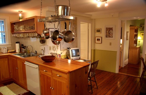 Rockland Apartment | Elegant 2-Bedroom Apartment in Historic 1862 Sea Captain's House. Pets welcome.