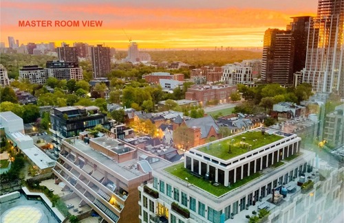 Midtown Toronto Apartment | Elegant 2BR & 2BA Retreat in Prime Yorkville, Downtown