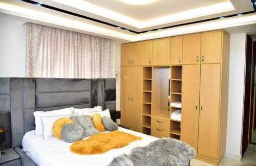 Kireka Apartment | Elegant 3-Bedroom Condo with Pool, Gym & Free Wi-Fi
