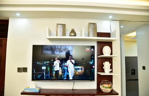 Kireka Apartment | Elegant 3-Bedroom Condo with Pool, Gym & Free Wi-Fi