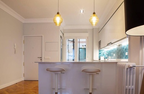 Jeronimos Apartment | Elegant 3 Bedroom in El Retiro