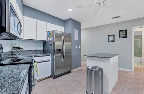 Pebble Beach House | 🥇 Elegant 3bd waterfront home (CH846)