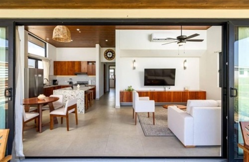 San Diego House | Elegant 3BR Home in Gran Pacifica w Ocean Breeze