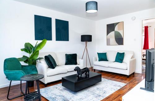 Liberton House | Elegant 3BR Home, City Centre, Free Parking