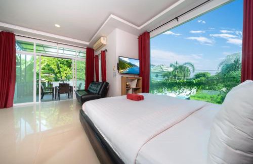 Ban Saiyuan Apartment | Elegant 3BR Private Pool Villa Sara near Naiharn
