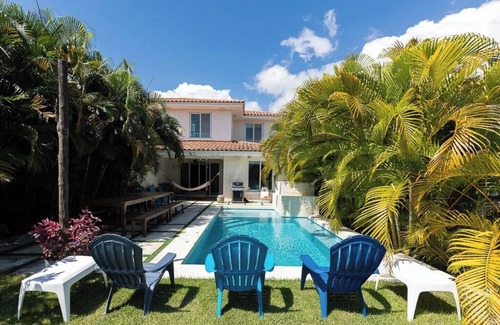 El Palmar Villa | Elegant 4 bdr + 4 bthr Villa 🏡 w/Private Pool - near the beach 🌊🏖️