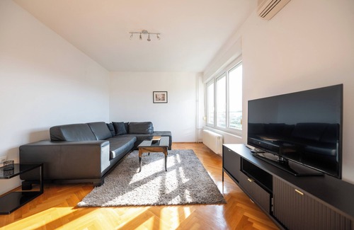 Palilula Apartment | Elegant 4-Bedroom Penthouse with Panoramic Belgrade Views