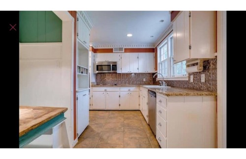 Central Gardens House | Elegant 6 Bedroom Home in Heart of Memphis