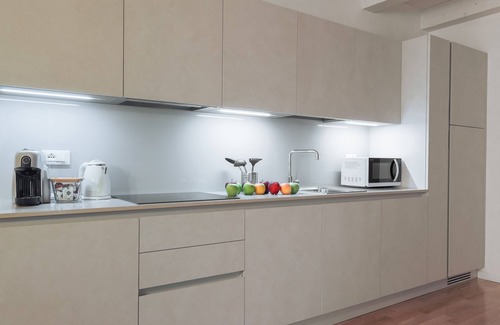 L'antico Ghetto Ebraico Apartment | ELEGANT AND COMFY one bedroom apartment under the towers