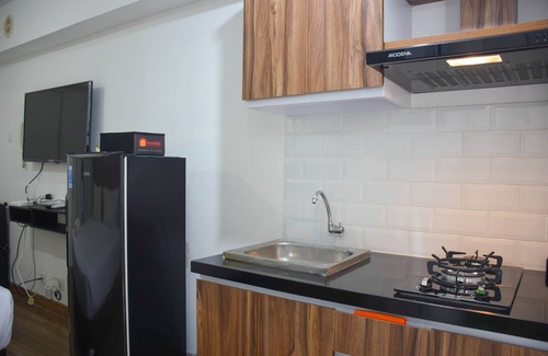 Jatinegara Apartment | Elegant and Comfy Studio at Bassura City Apartment