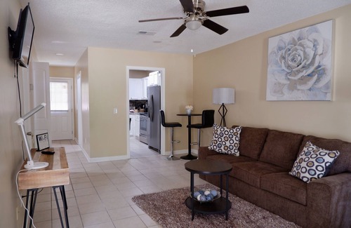 Columbia Apartment | Elegant and cozy 2 bedroom apartment minutes from Ft. Jackson and VA Hospital.