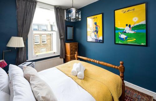 Hammersmith and Fulham Apartment | Elegant and Peaceful 2BD apt - Barons Court/London