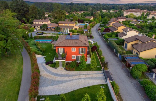Bogogno Villa | Elegant and Spacious Villa with Pool and Garden in the Bogogno Golf Club