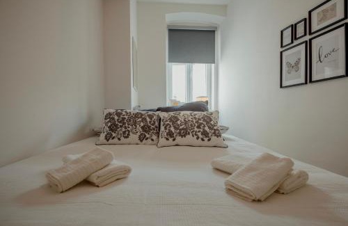 Barriera Vecchia-San Giacomo Apartment | Elegant Apartment 28 San Giacomo