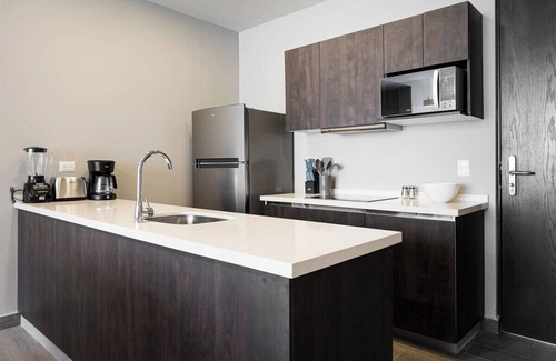 Monterrey Apartment | Elegant Apartment with Mountain Views and Pool