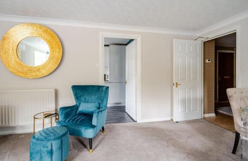 Roker Apartment | Elegant Apartment with Harbour Views