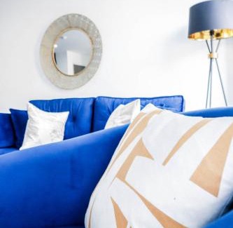 Staines Apartment | Elegant Apartments in Staines l Free Onsite Parking