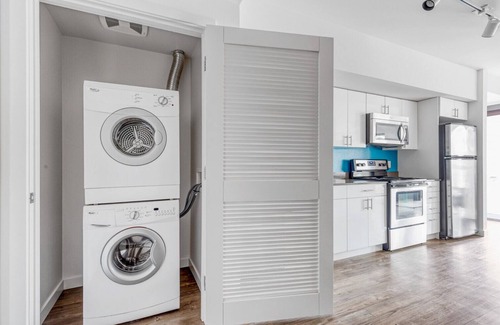 West Woodland Apartment | Elegant Ballard 1BR w/BBQ, Lounge & W/D, onsite retail, by Blueground