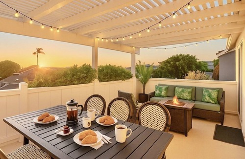 Pierpont Bay House | Elegant Beach-View Vacation Rental, Just 99 Steps 2 Sand, Pet-friendly!