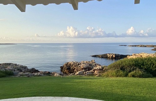 Binisafua Villa | Elegant Beachfront Menorca Villa | Villa La Luz | 3 Bedrooms | Spectacular Sea.
