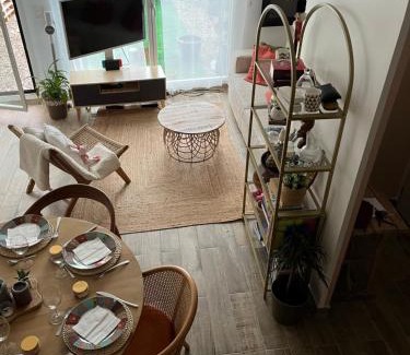Alfortville Apartment | Elegant Bohemian Olympics Apartment - Near Paris