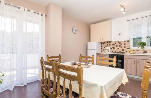 Brsec Apartment | Elegant Brsec Apartments with Sea View - Three Bedroom Apartment with Sea View