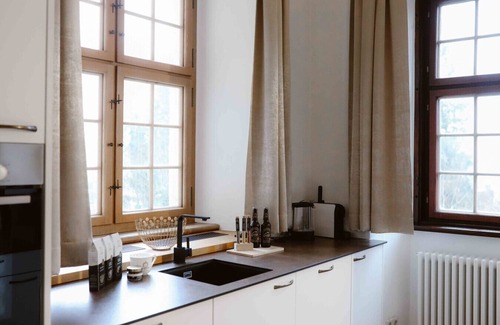 Aurolzmunster Apartment | Elegant Castle Escape Near Austria’s Top Thermes