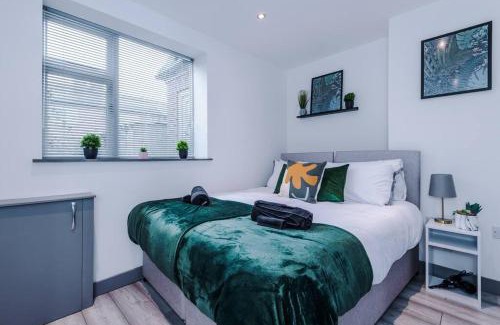 Warrington Apartment | Elegant & Comfortable 1-BR Flat by Amazing Spaces Relocations Ltd