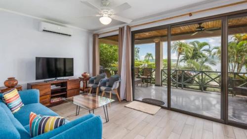 Playa Flamingo House | Elegant Condo with Brand-New Fixtures, Shaded Tropical Terrace, and Secluded Beach Access