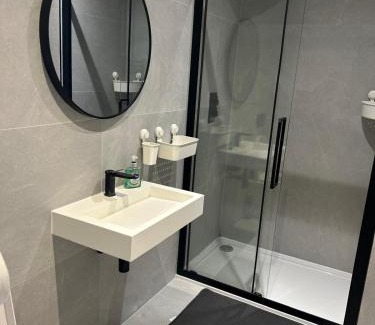Evelyn Apartment | Elegant, Cosy Studio Flat