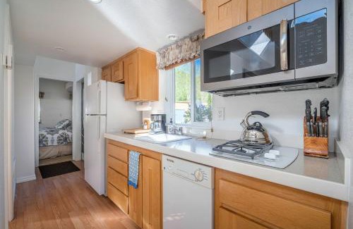 Big Bar House | Elegant Cottage Rental on Banks of Trinity River, California