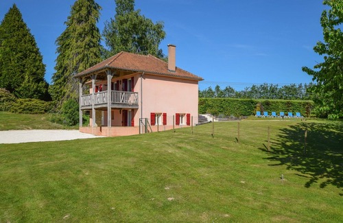 Saint-Medard-d'Excideuil House | Elegant Domaine Stay in Dordogne