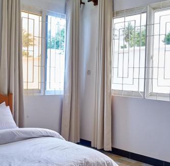 Kunduchi Apartment | Elegant Dar Suburb Hideaway2