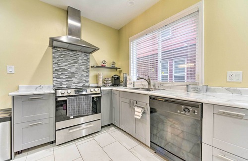 New Center Detroit House | Elegant Detroit Home w/Yard ~ 5 Mi to Dtwn!