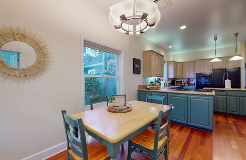 North Admiral House | Elegant dog-friendly home near Seattle Aquarium with game room, fireplace & W/D