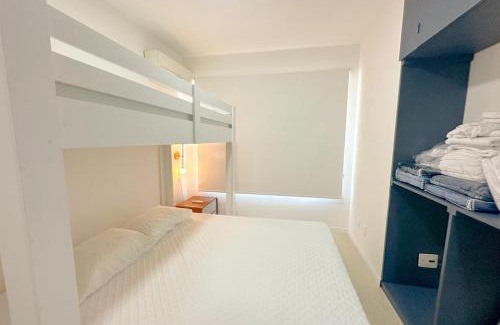 Cachoeira do Bom Jesus Apartment | Elegant Duplex