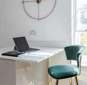 Epsom Apartment | Elegant Epsom Modern Apartment