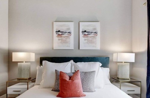 Main - Military Plaza Apartment | Elegant Escape | Fast WiFi | Pool | Free Parking