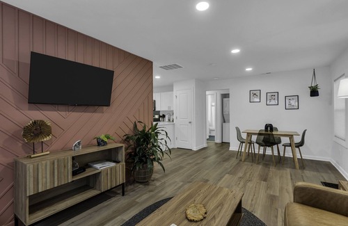 Bradley Beach House | Elegant Family Getaway in Bradley Beach