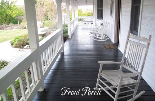 Templeton House | Elegant farm home on a peaceful 16-acre estate olive farm just minutes from town