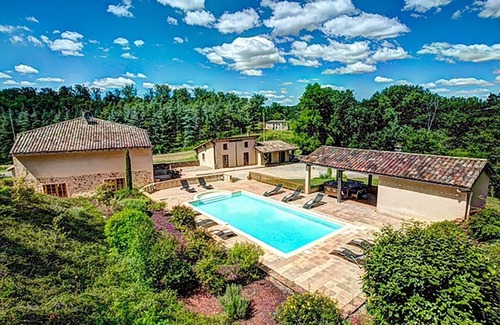 Castelnau-de-Montmiral Villa | Elegant & Spacious Villa set in Extensive Grounds, Private Pool - 5mins from Castelnau-de-Montmiral