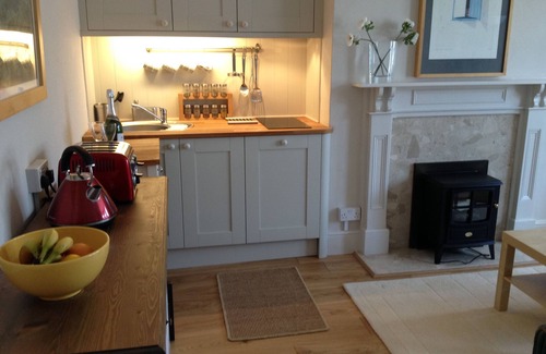 Upton upon Severn Apartment | Elegant Georgian apartment in a historic riverside town.