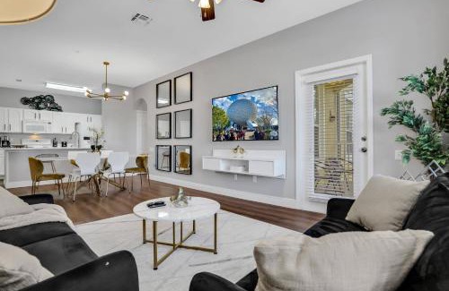 Windsor Hills Apartment | Elegant Getaway Windsor Hills Condo w Water Park